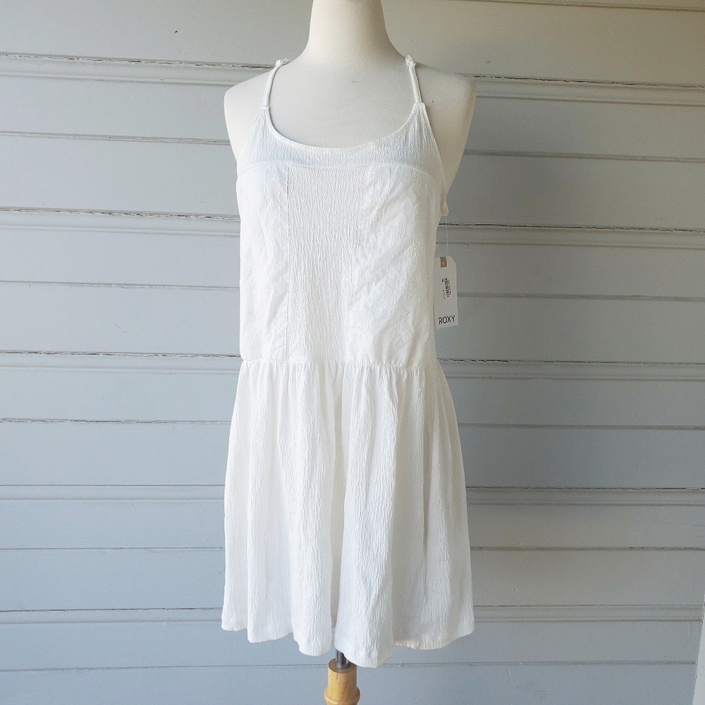 NWT ROXY LaPointe Beaches Embroidered Racerback White Dress M - Picture 3 of 12